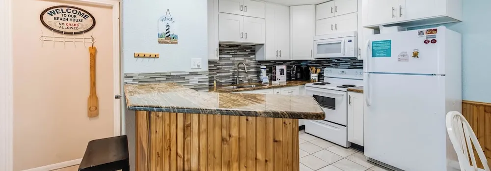 Gulf Breeze by Silver Sands Vacation Rentals