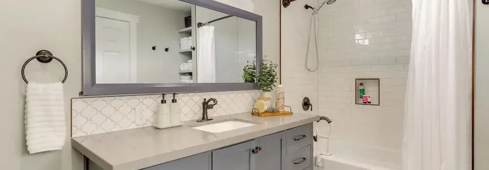 1 Mi to Historic Dtwn: Dog-friendly Everett Home!