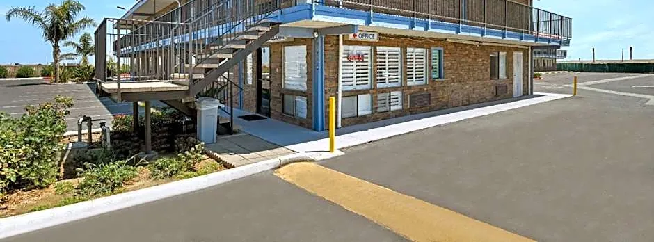 Days Inn by Wyndham Lost Hills
