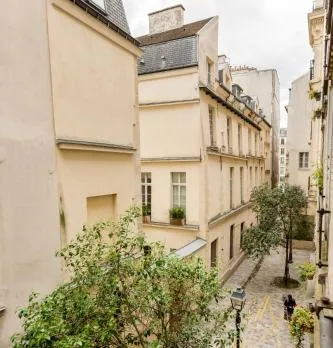 Saint Paul le Marais Charlemagne