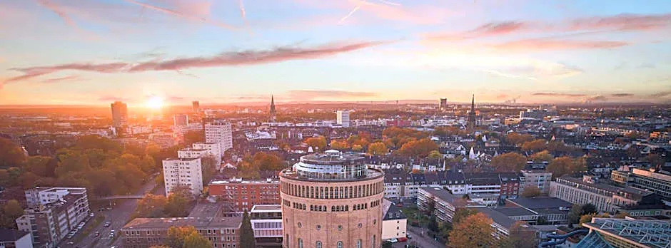 Wasserturm Hotel Cologne, Curio Collection by Hilton