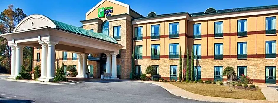 Holiday Inn Express & Suites Macon - I-475 by IHG