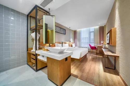 Eden Hotel