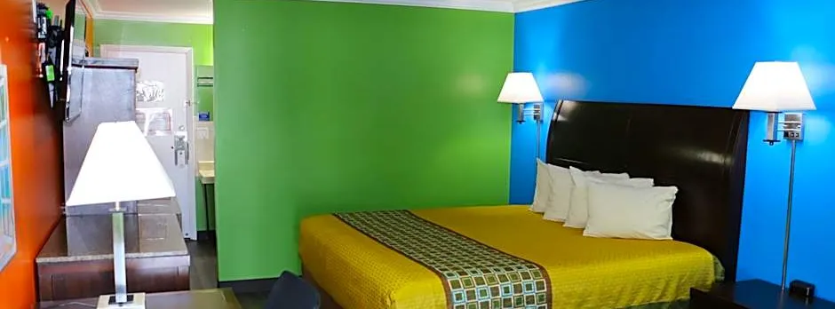 Amber Inn Motel