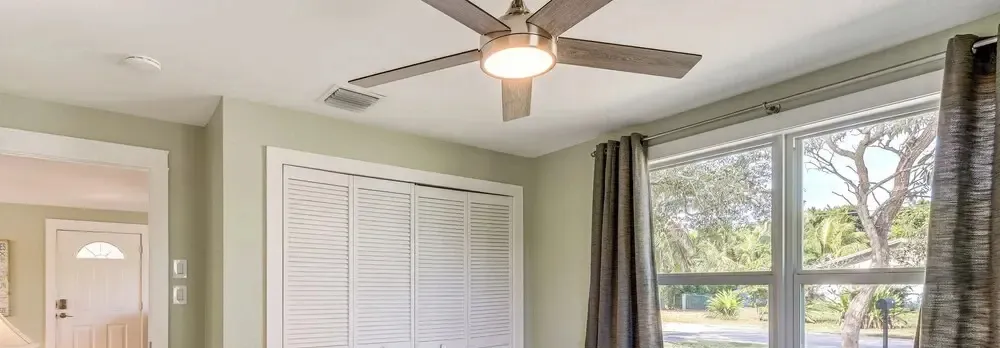 Walk to Parks, Eats & Bars: Stuart Home w/ Patio