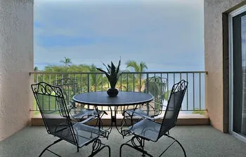 Menehune Shores #401 Condo