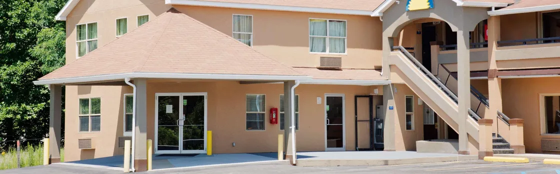 Days Inn By Wyndham Fairmont