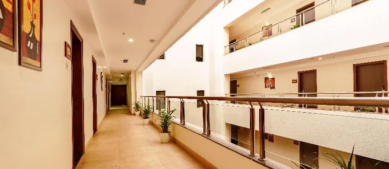 Magnus Square Business Hotel