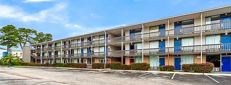 Studio 6 Extended Stay - Summerville, SC - Charleston