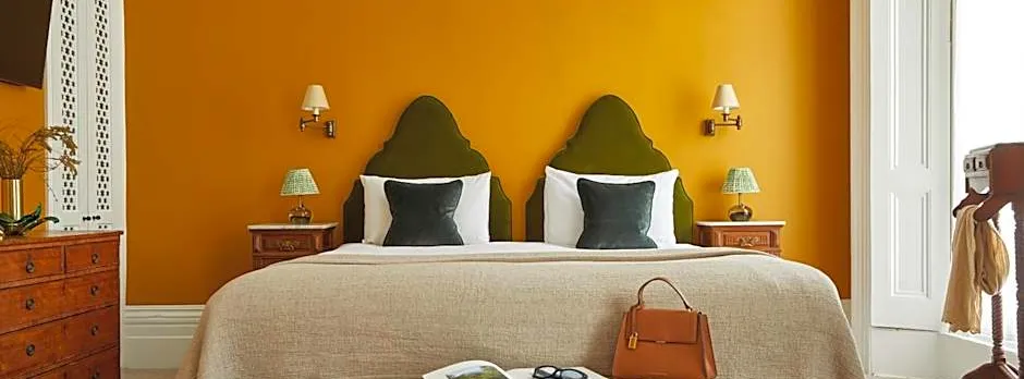 Georgian House Hotel