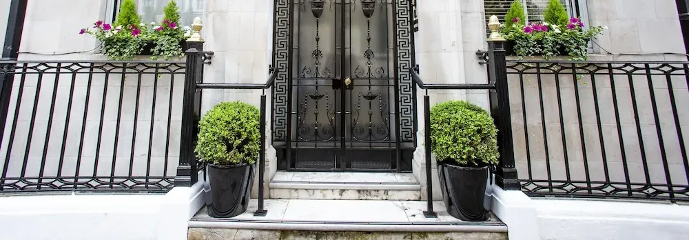 Astor Court Hotel