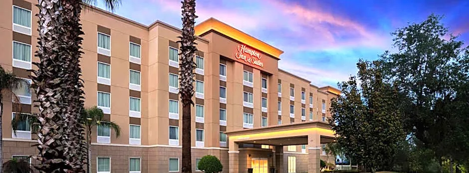 Hampton Inn & Suites DeLand