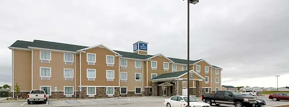 Cobblestone Hotel & Suites - Devils Lake
