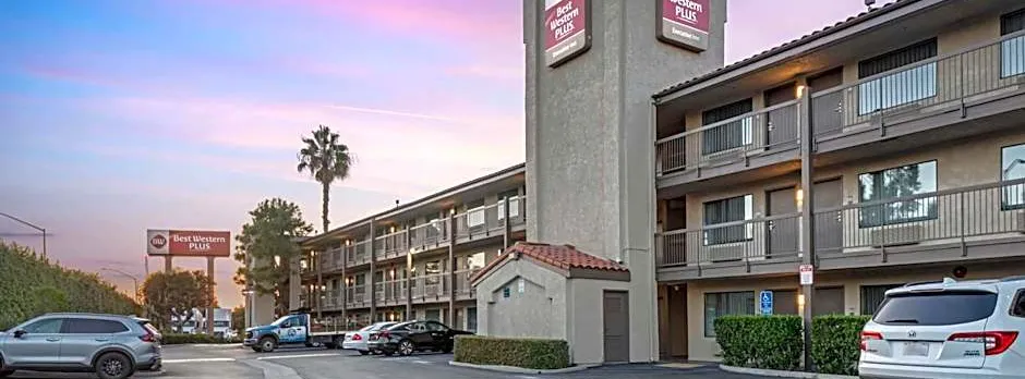 Best Western Plus Executive Inn