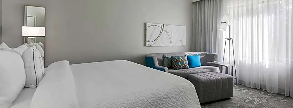 Courtyard by Marriott Tampa Brandon