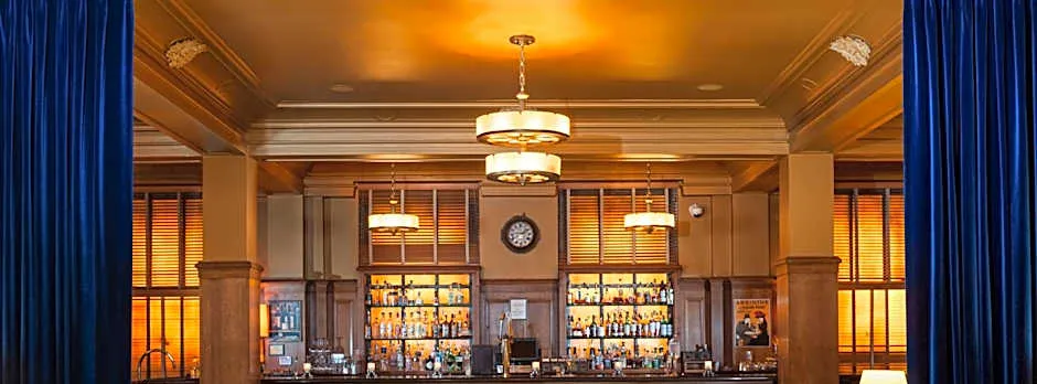 Arctic Club Hotel