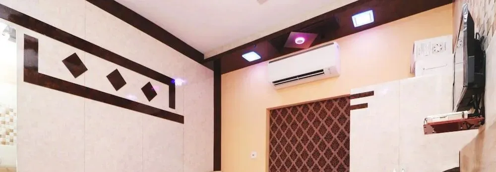 Goroomgo Sanjoy Guest House Ruby Tagore Park Kolkata