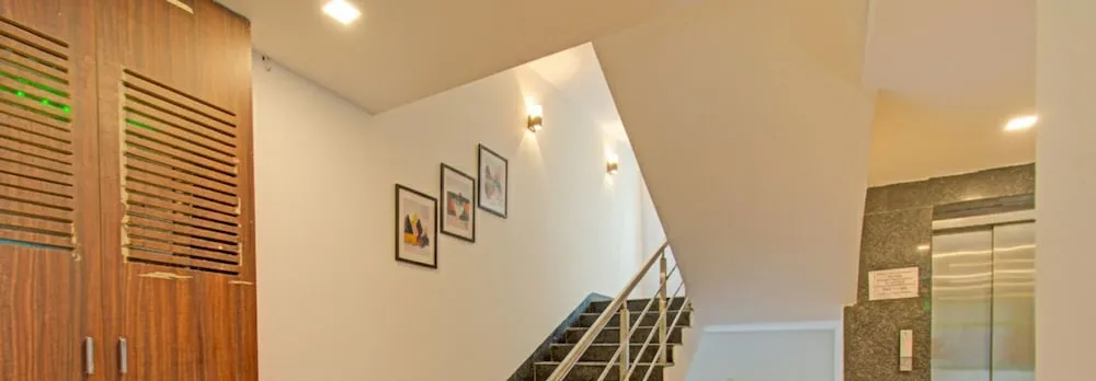 Fabhotel The Vibe