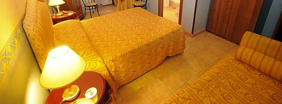 Hotel Sweet Home