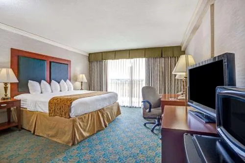 Baymont by Wyndham Bremerton WA
