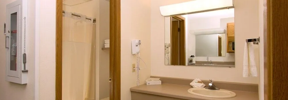 Cragun's Resort & Hotel