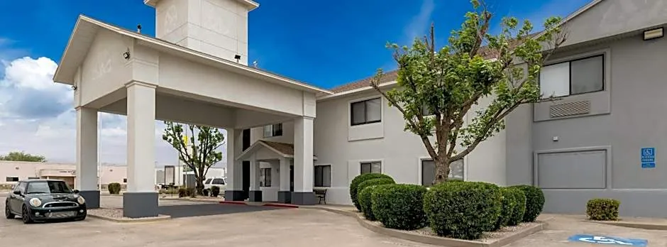 Quality Inn & Suites Artesia