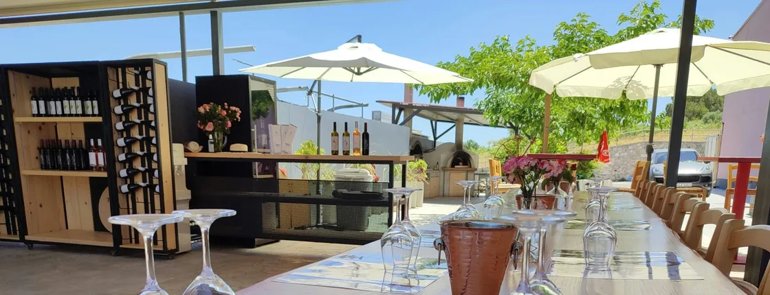 Crete food and wine-tasting with wine factory visit