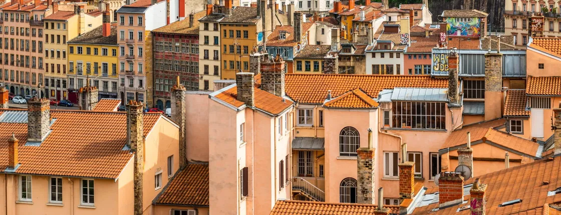Tour Lyon Croix-Rousse with an exploration game