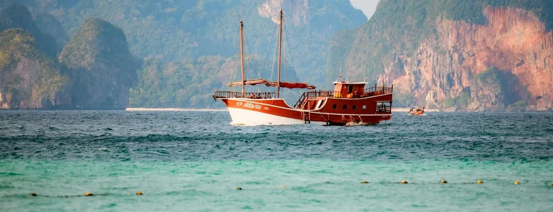Andaman Sea Cruise from Krabi with Dinner