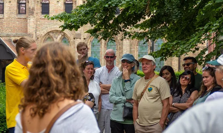 THE Storytelling Tour of Bruges | First Day Must | History & Tips