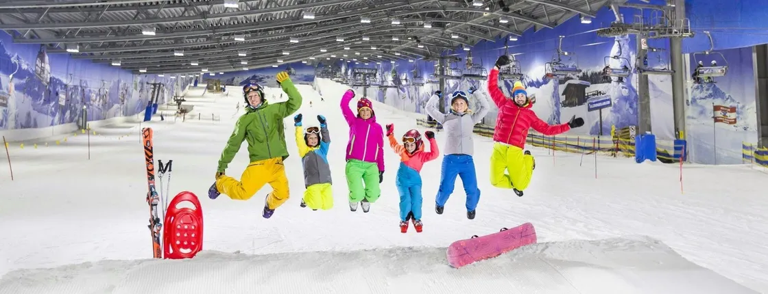2-hour indoor ski experience at SnowWorld Neuss