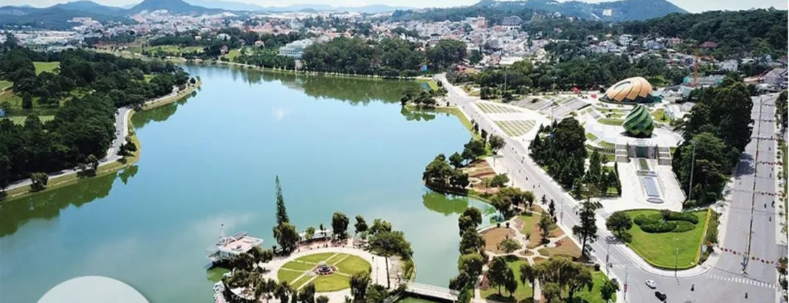Lien Khuong Airport private transfer to hotel in Da Lat city center or vice versa