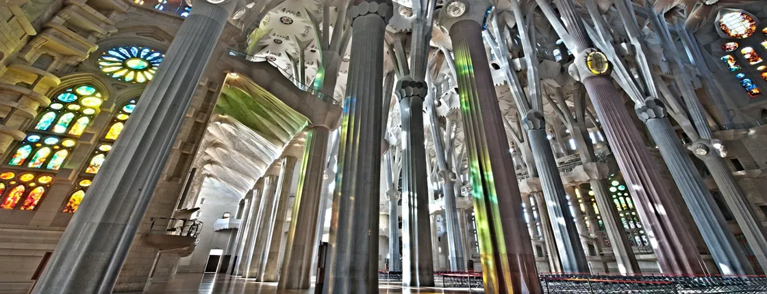 Park Guell and Sagrada Familia private tour with hotel pick-up