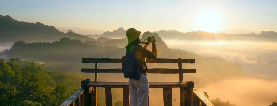 Private sunrise tour of Jabo Viewpoint and Nam Lod Cave from Pai