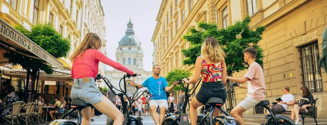 Essence tour of Budapest on MonsteRoller