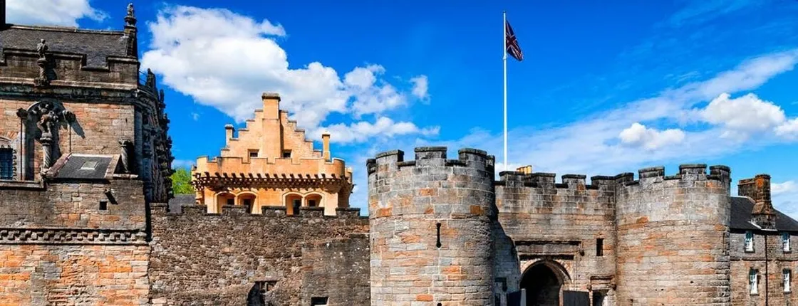 Stirling Castle, Loch Lomond and Outlander tour with boat cruise