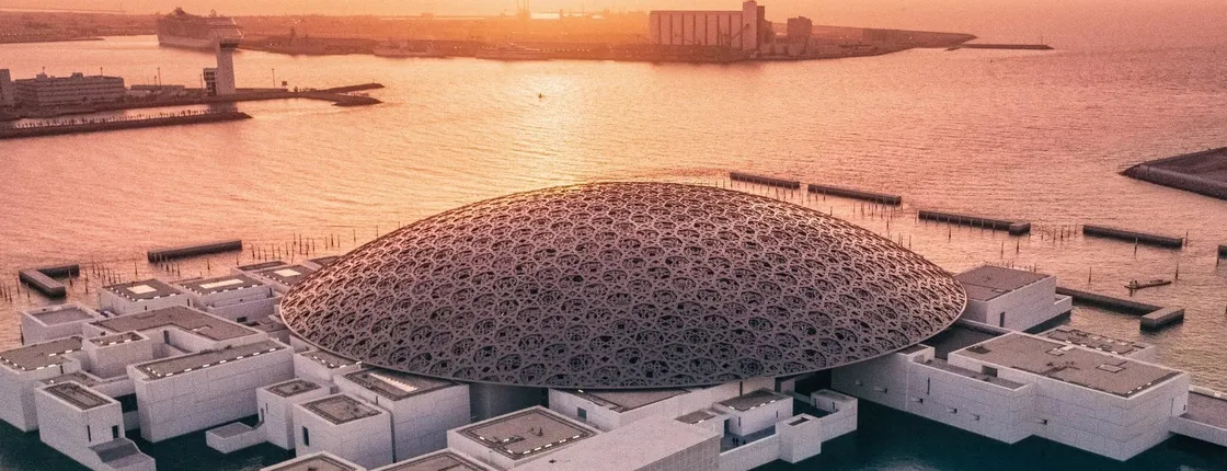 Abu Dhabi city tour with Louvre entrance