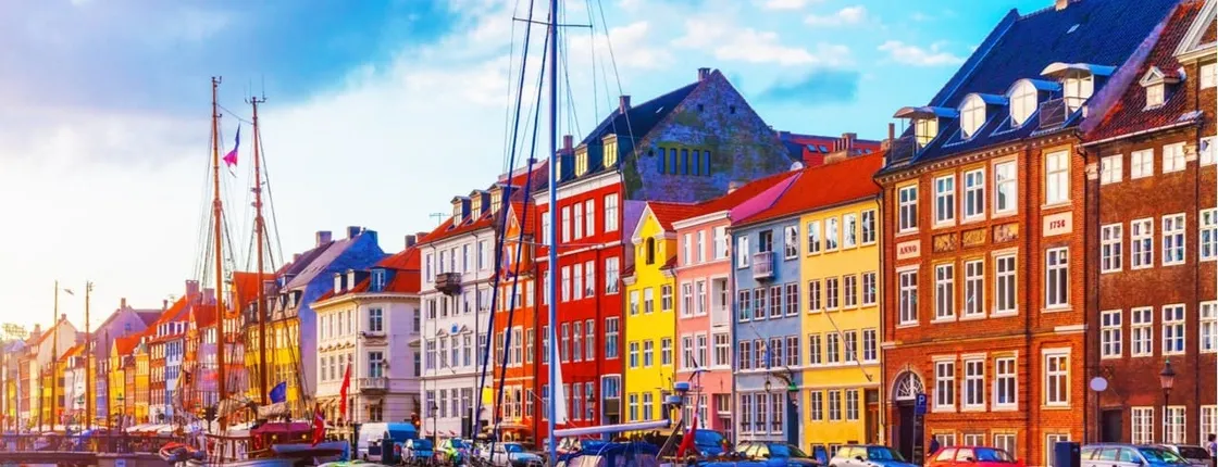 Copenhagen city game – the Little Mermaid and the Prince
