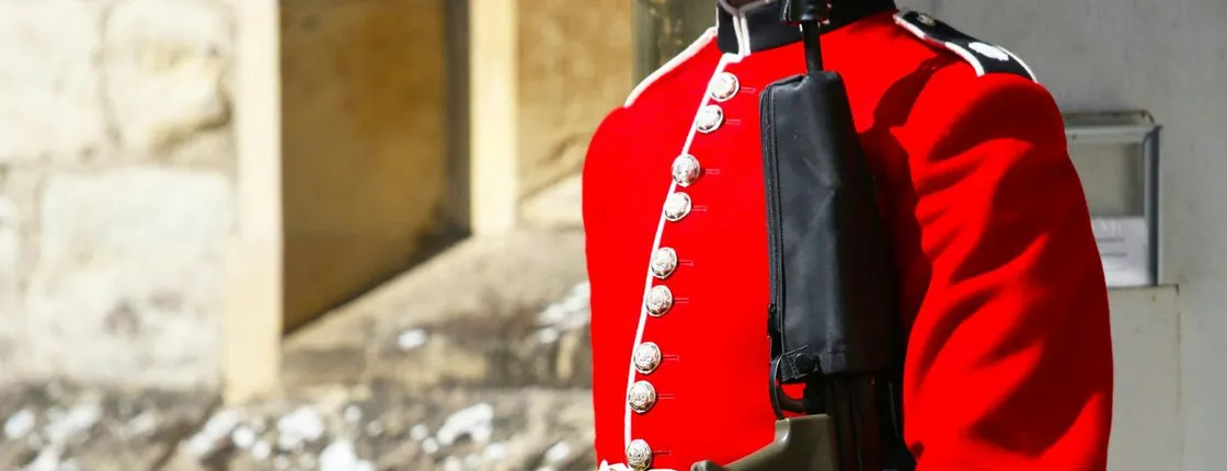 Tower of London and Crown Jewels private guided tour