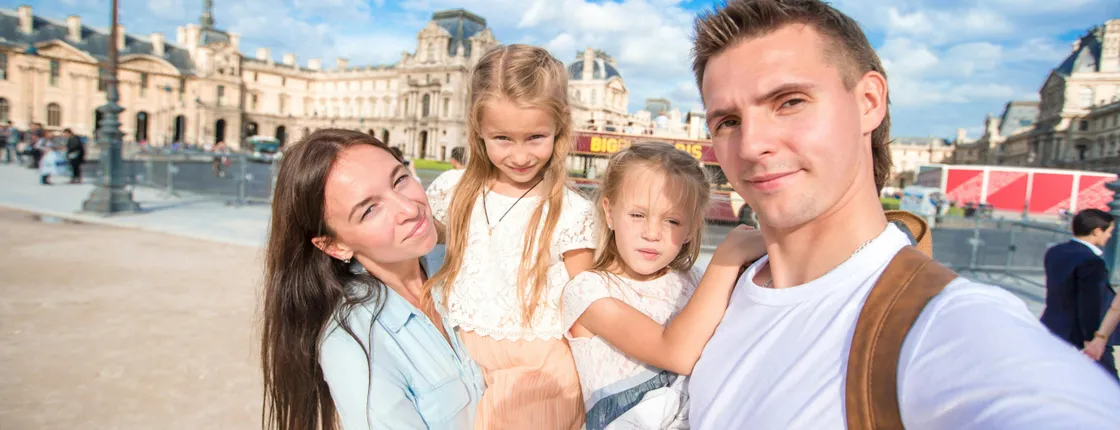 Private family tour of the Louvre Museum
