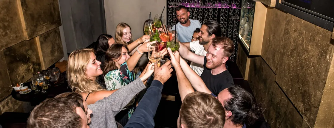 Discovering Florence nightlife guided walking tour