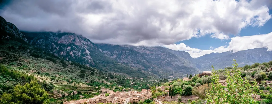 Sites & Bites: Fornalutx village tour with artisan ice-cream