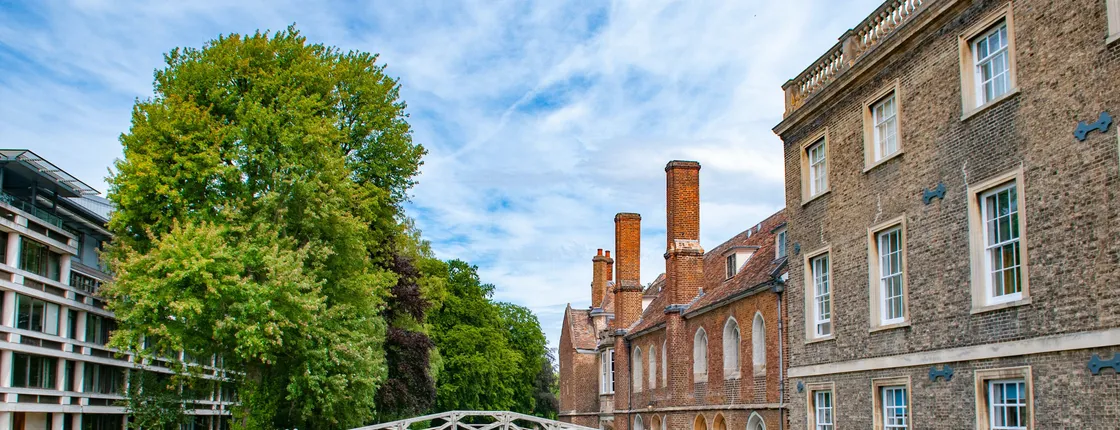 Hidden gems of Cambridge exploration game and tour