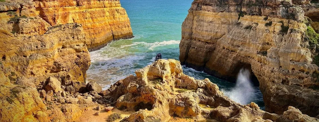 Seven Hanging Valleys guided walk and 4x4 adventure