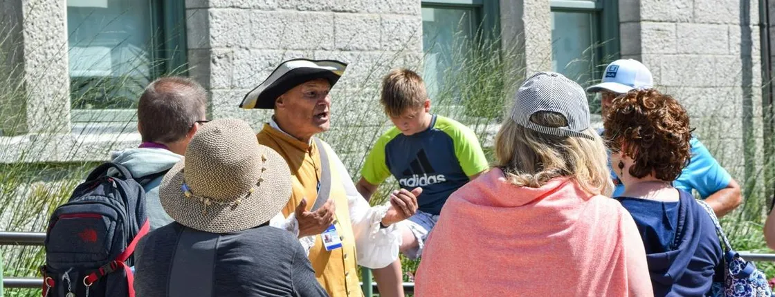 Historic walking tour of Quebec City