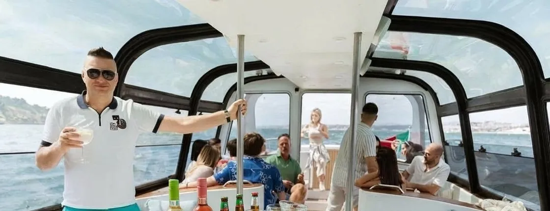 Sangria boat cruise with open bar, music and snacks in Lisbon