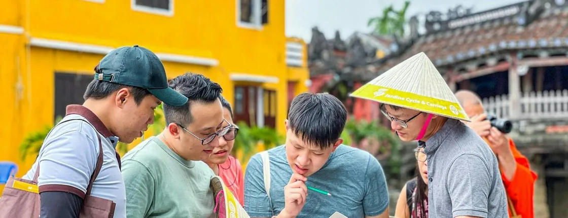 Half-day private scavenger hunt of Hoi An’s treasures