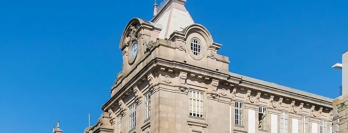 Self-guided audio walking tour of Porto