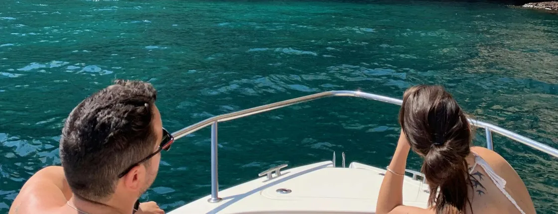 Shared Boat Cruise to the Polignano a Mare Caves