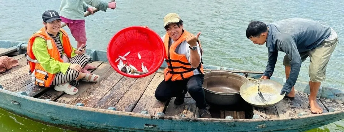 Tra Nhieu village full-day tour with lunch, fishing and cycling